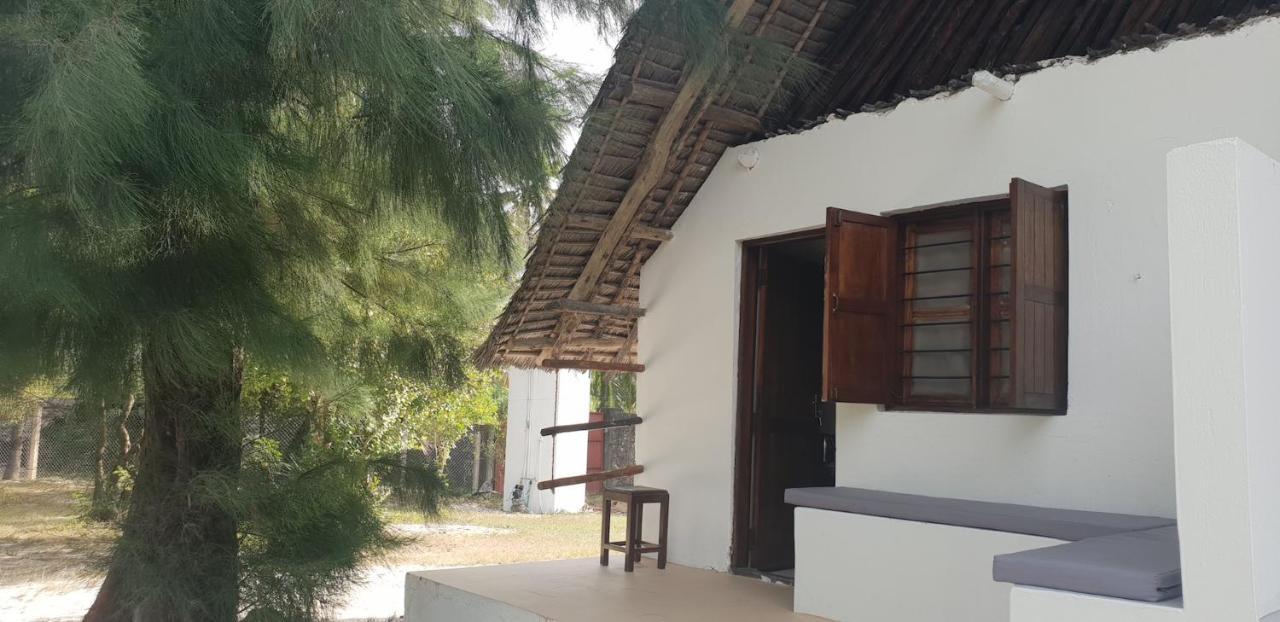 Kilimani Kwetu Beach Hotel Bwejuu Zewnętrze zdjęcie